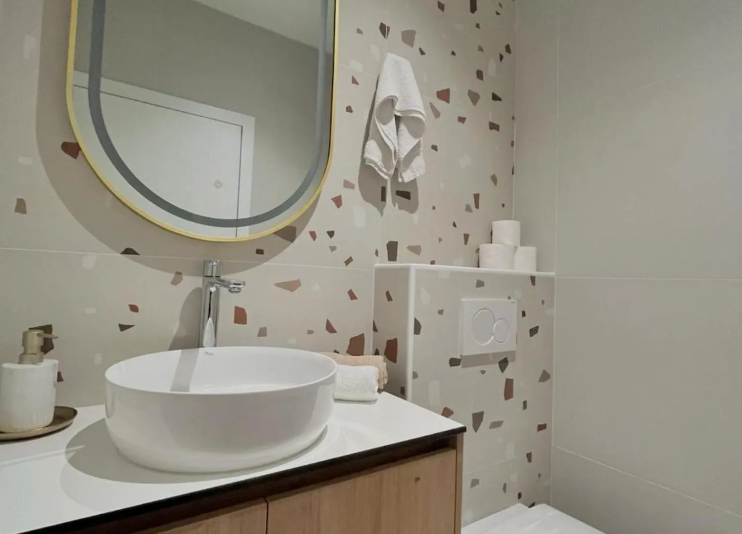 Premium Suite Anemar زادار